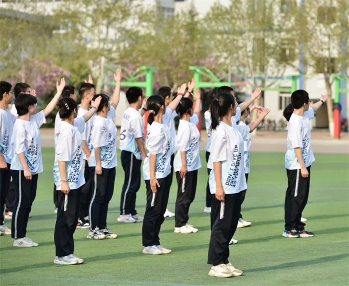 高一集体舞大赛801.png 高一集体舞大赛801.png