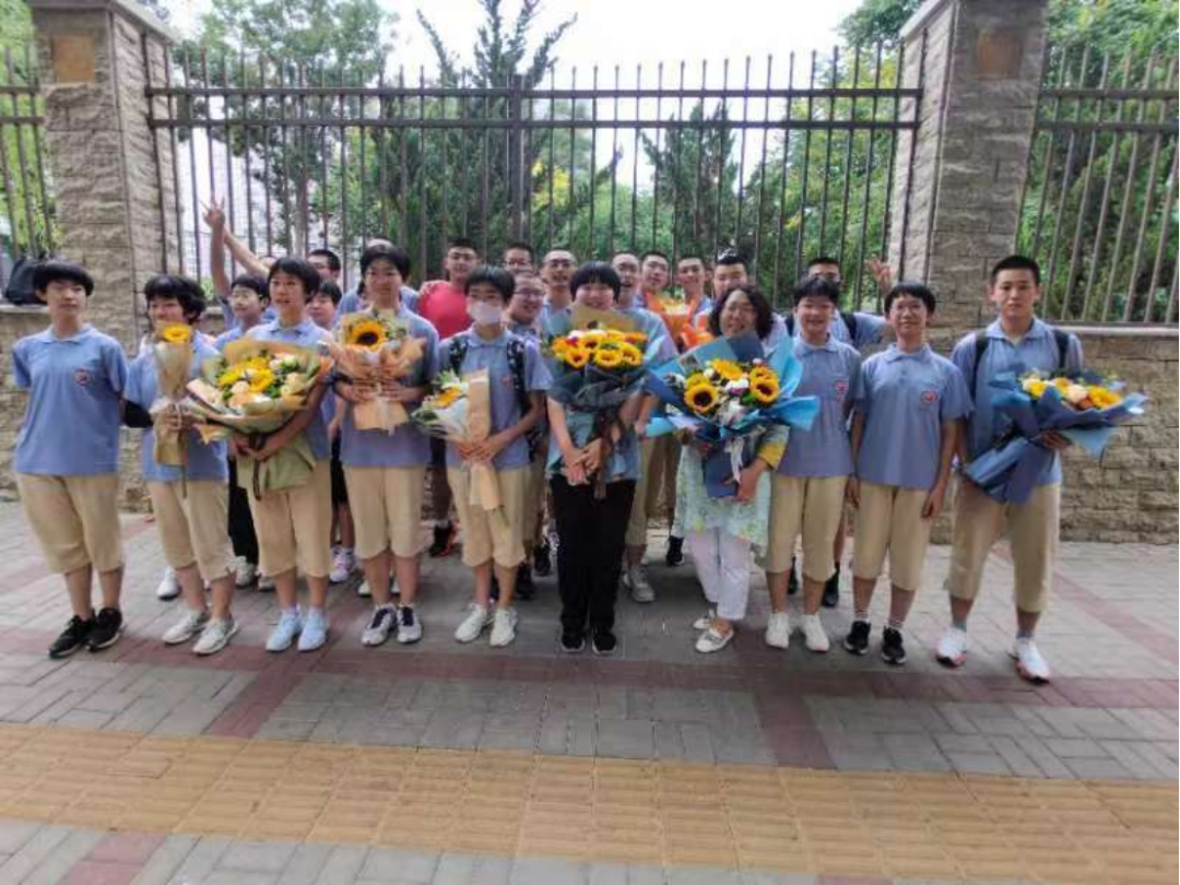 image043.png image043.png